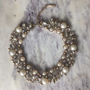 Oscar de le Renta pearl runway necklace